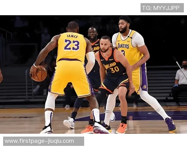 勇士与湖人季前赛精彩回放分析及赛后亮点总结 勇士与湖人季前赛精彩回放分析及赛后亮点总结